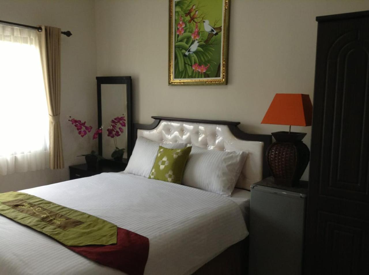 Tuban Torres Accommodation Kuta Lombok Eksteriør bilde